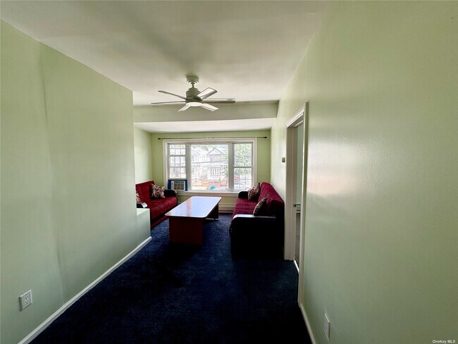 Foto del edificio - 94-28 121st St