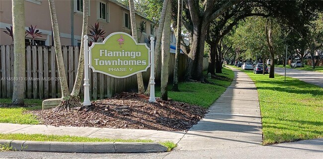 Foto del edificio - 12153 SW 49th Ct
