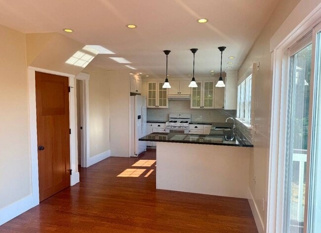 Kitchen - 2741 57th Ave SW