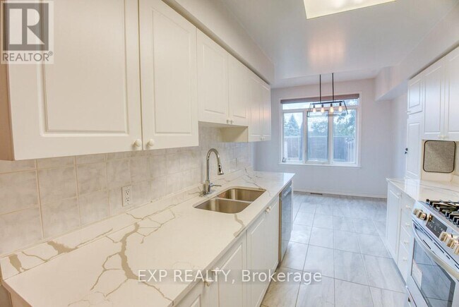 Building Photo - 4626 Ogilvie Walk Crescent