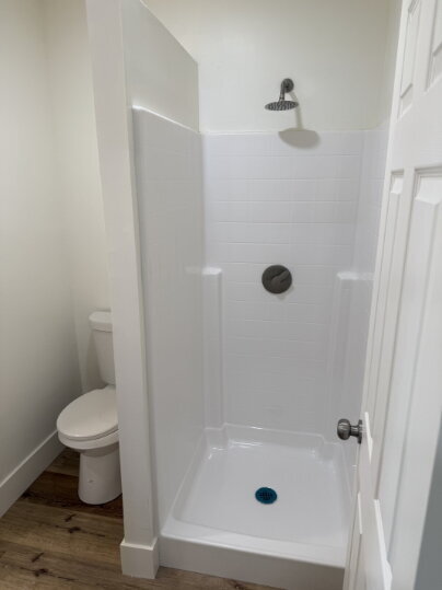 Foto del edificio - Move-In Special! DUPLEX, 3-Bedroom Home with Large Fenced Yard