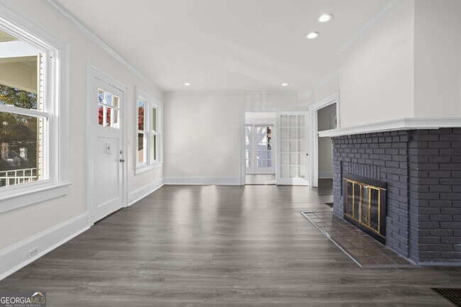 Foto del edificio - 2044 Fairhaven Cir NE