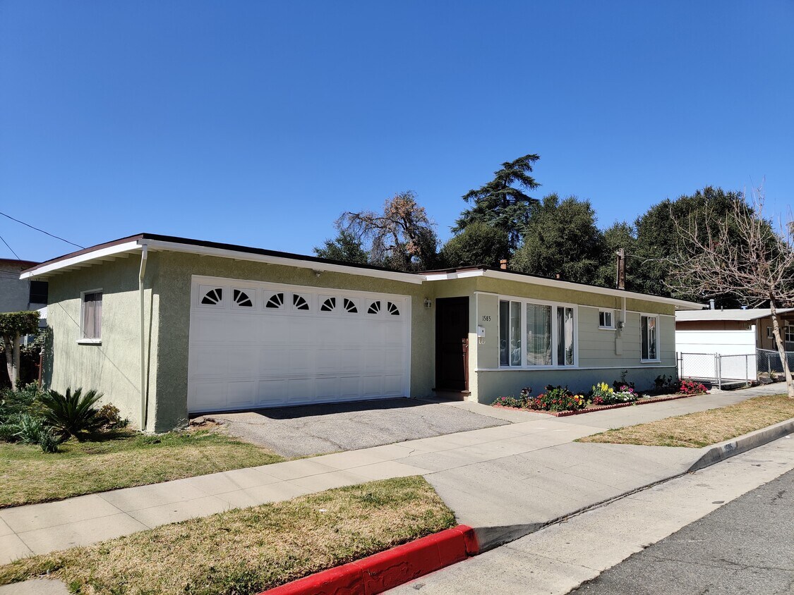1585 Glen Ave, Pasadena, CA 91103 House for Rent in Pasadena, CA