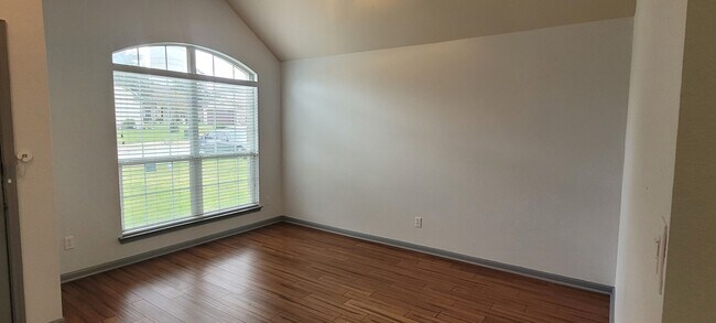 Foto del edificio - 4 Bedroom Home in Cibolo