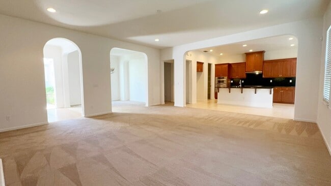 Foto del edificio - 620 W Privado Way