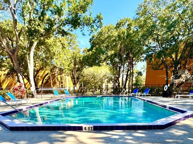 Foto del edificio - Stunning Condo