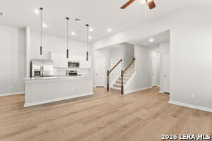 Foto del edificio - 483 Nespral Dr