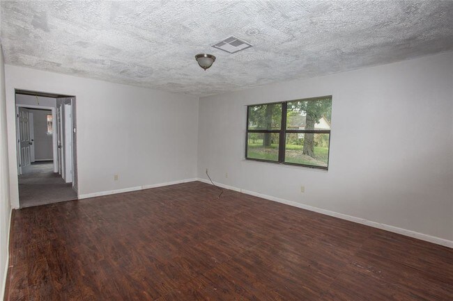 Building Photo - 4211 Ebbtide Dr