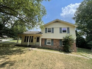Building Photo - 174 Ocala Dr