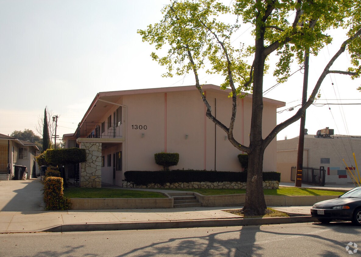 Foto del edificio - 1300 S Ethel St
