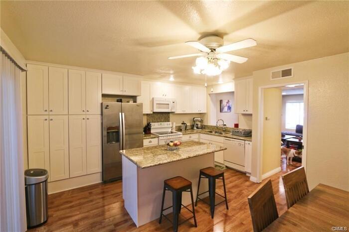 Foto principal - 21575 Lost River Ct