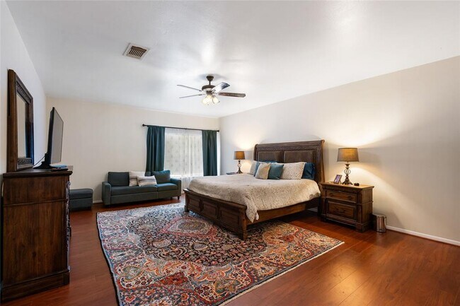 Building Photo - 7338 Regency Square Ct