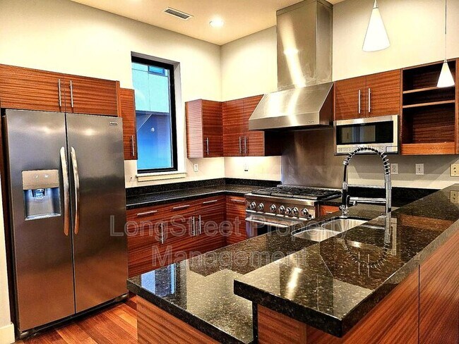 Foto del edificio - 2176 NW 16th Ave