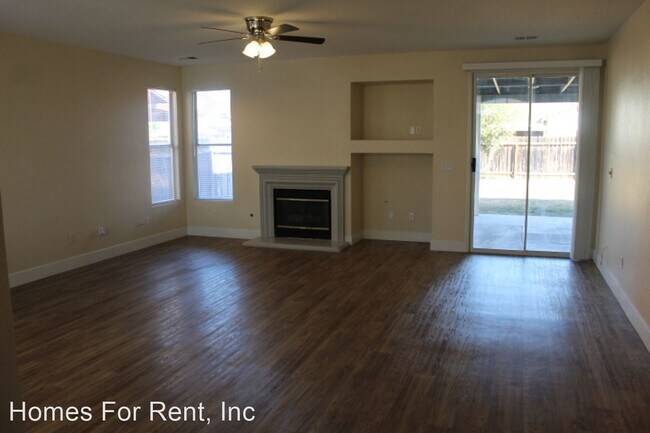 Building Photo - 3 br, 2 bath House - 1958 W. Monache Ave