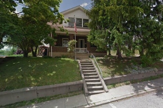 Building Photo - 800 Burbridge St