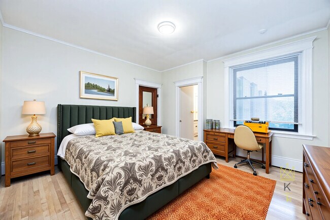 Foto del edificio - 1100 Beacon St