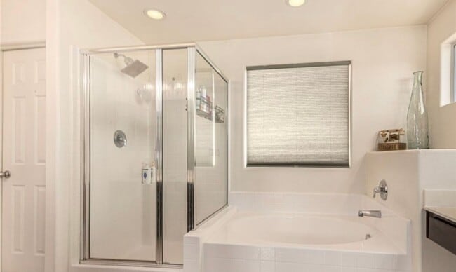 Building Photo - 7514 Dobroyd Dr