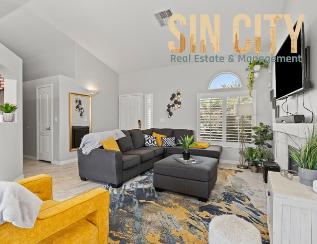 Foto del edificio - 131 E Tamarack Dr