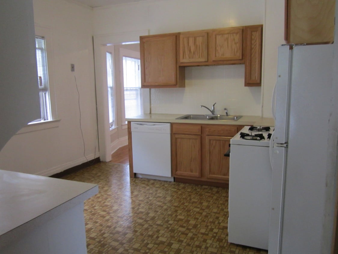 Primary Photo - 318 Roosevelt Ave