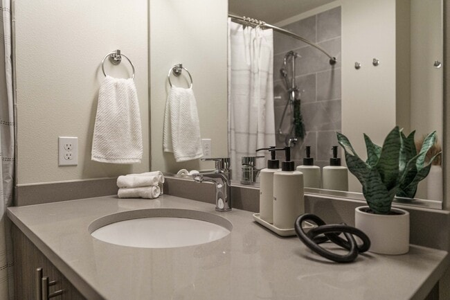 Interior Photo - The Woods on Marquam Hill