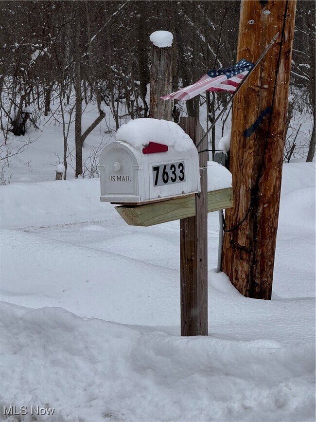 Foto del edificio - 7633 Hidden Dr