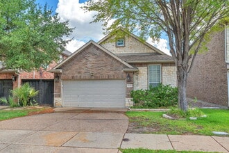 Building Photo - 9129 Cottonwood Village Dr