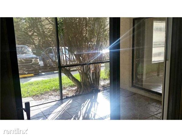 Building Photo - 3861 Cocoplum Cir