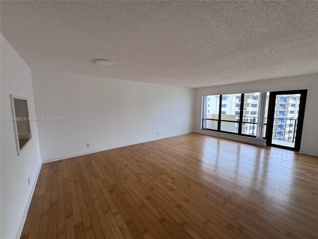 Foto del edificio - 5000 N Ocean Blvd