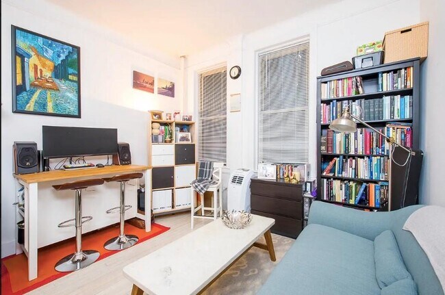 Foto del edificio - 57 W 58th St