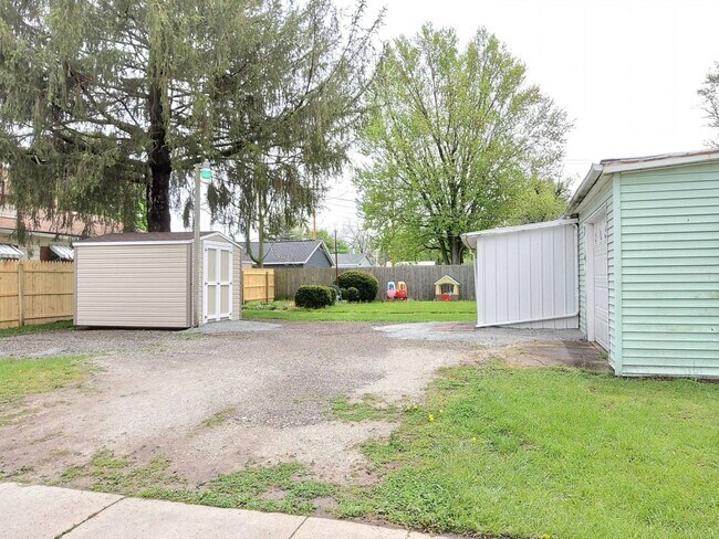 Foto del edificio - 3 Bedroom 1 Bathroom Home in Goshen