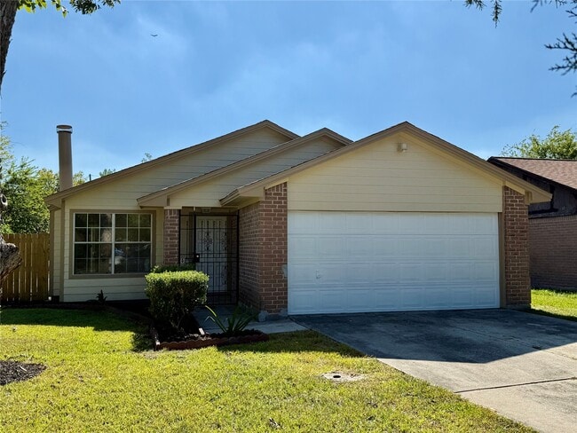 Foto del edificio - 7535 Roaring Springs Dr