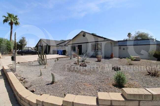 Building Photo - 4001 E Apollo Rd