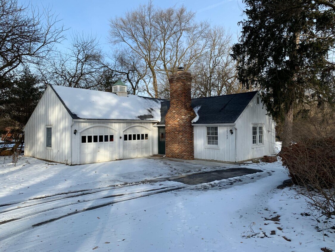 10762 Avenue Rd, Perrysburg, OH 43551 House Rental in Perrysburg, OH