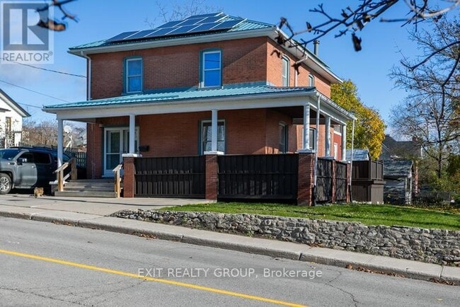 Building Photo - 337 Dufferin Ave