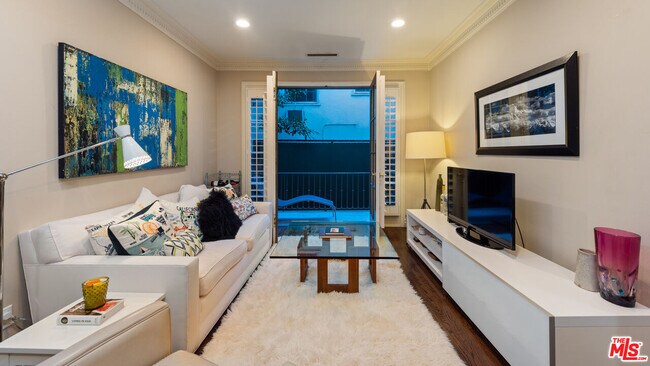 Foto del edificio - 9601 Charleville Blvd