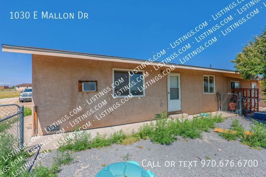 Primary Photo - Duplex in Pueblo West!