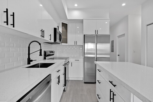 Kitchen - 1786 SW 9th St