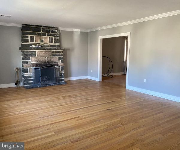 Building Photo - 266 Morris St