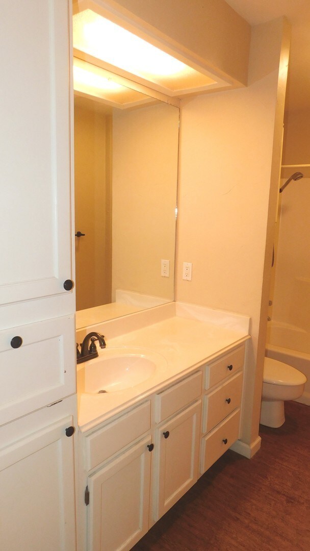 Foto del edificio - 6002 Plantation Dr