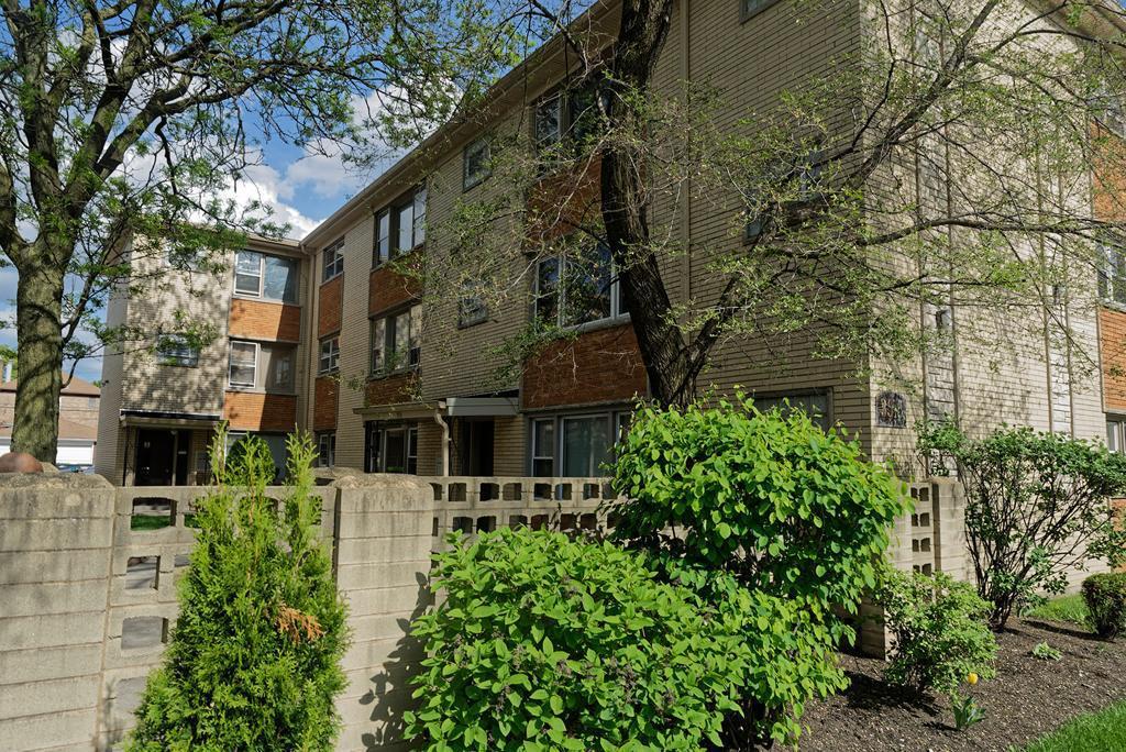 Hermoso patio - 3515 S Harlem Ave