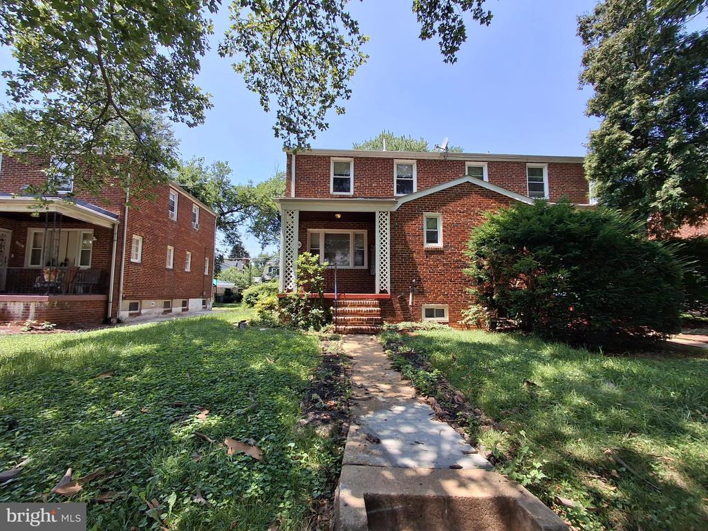 Primary Photo - 3906 Rosecrest Ave