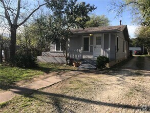 Crestview Apartments For Rent Austin Tx Apartments Com