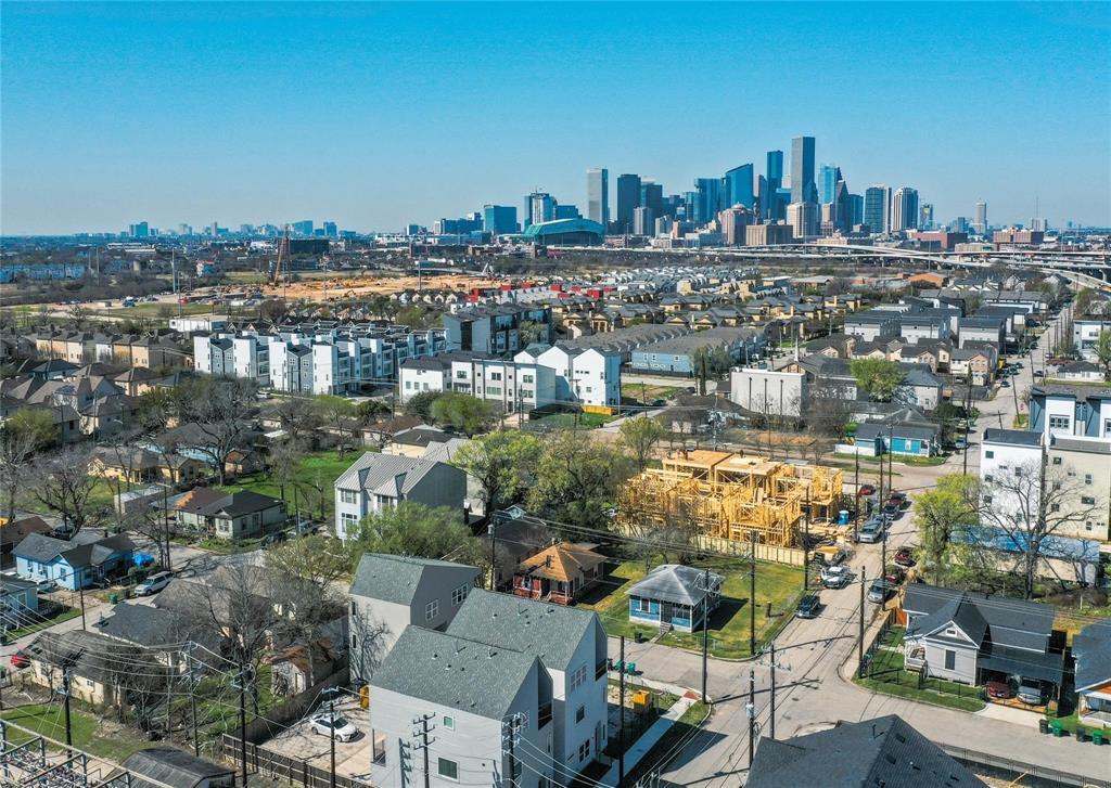 Foto principal - 608 Cage St