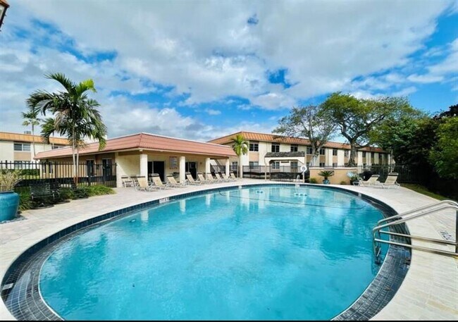 Foto del edificio - 9 NE 19th Ct