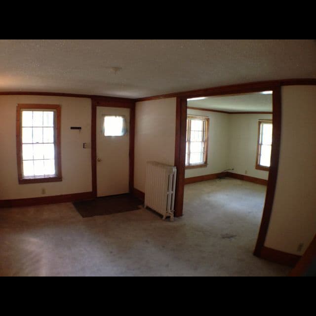 Building Photo - 313 E 3rd St