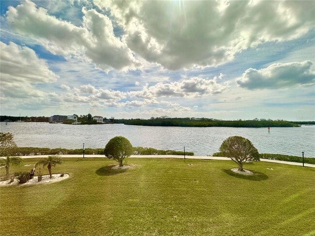 Building Photo - 8150 Brent St