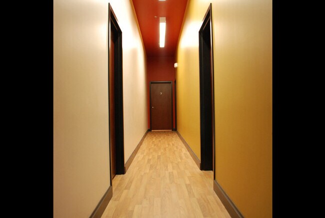 Foto del edificio - Beautiful Loft in Downtown Springfield