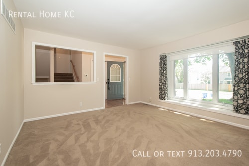 Building Photo - 15118 W 83rd St