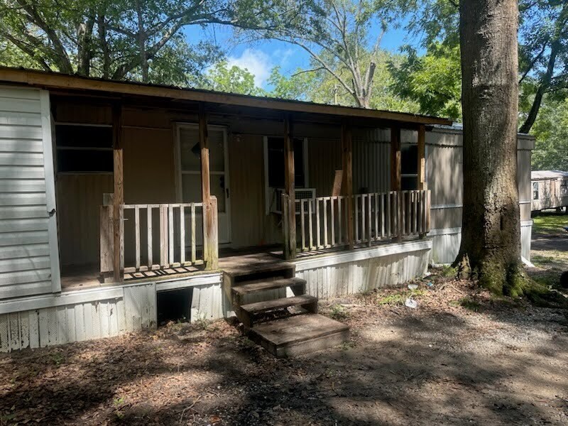 Building Photo - 609 Moates St