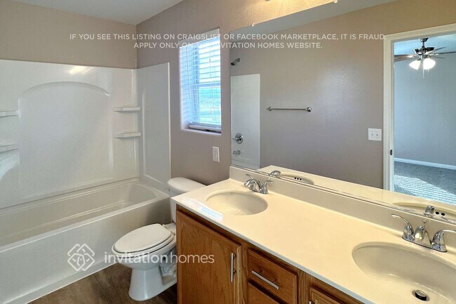 Building Photo - 12045 Spice Tree St